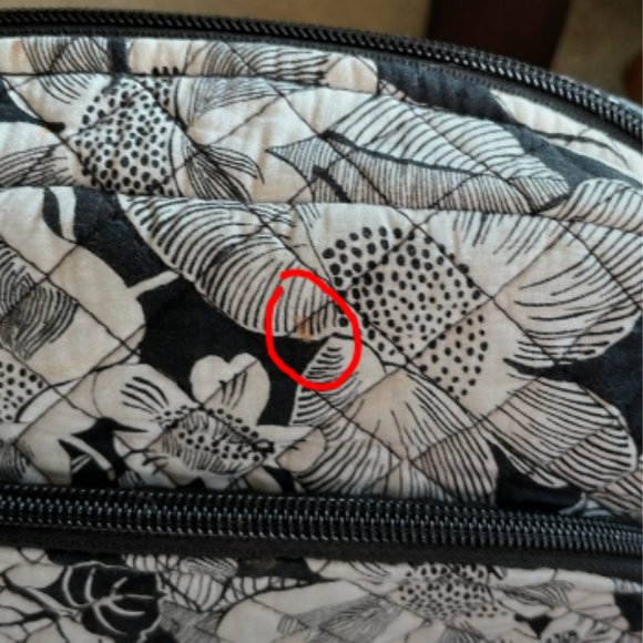 UEC  Vera Bradley - Bedford Blooms Large Cosmetic Bag with front zip pocket - Picture 6 of 6